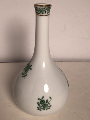 Herend Porcelain 5” Bud Vase In Chinese Green Bouquet Pattern - Picture 4 of 12