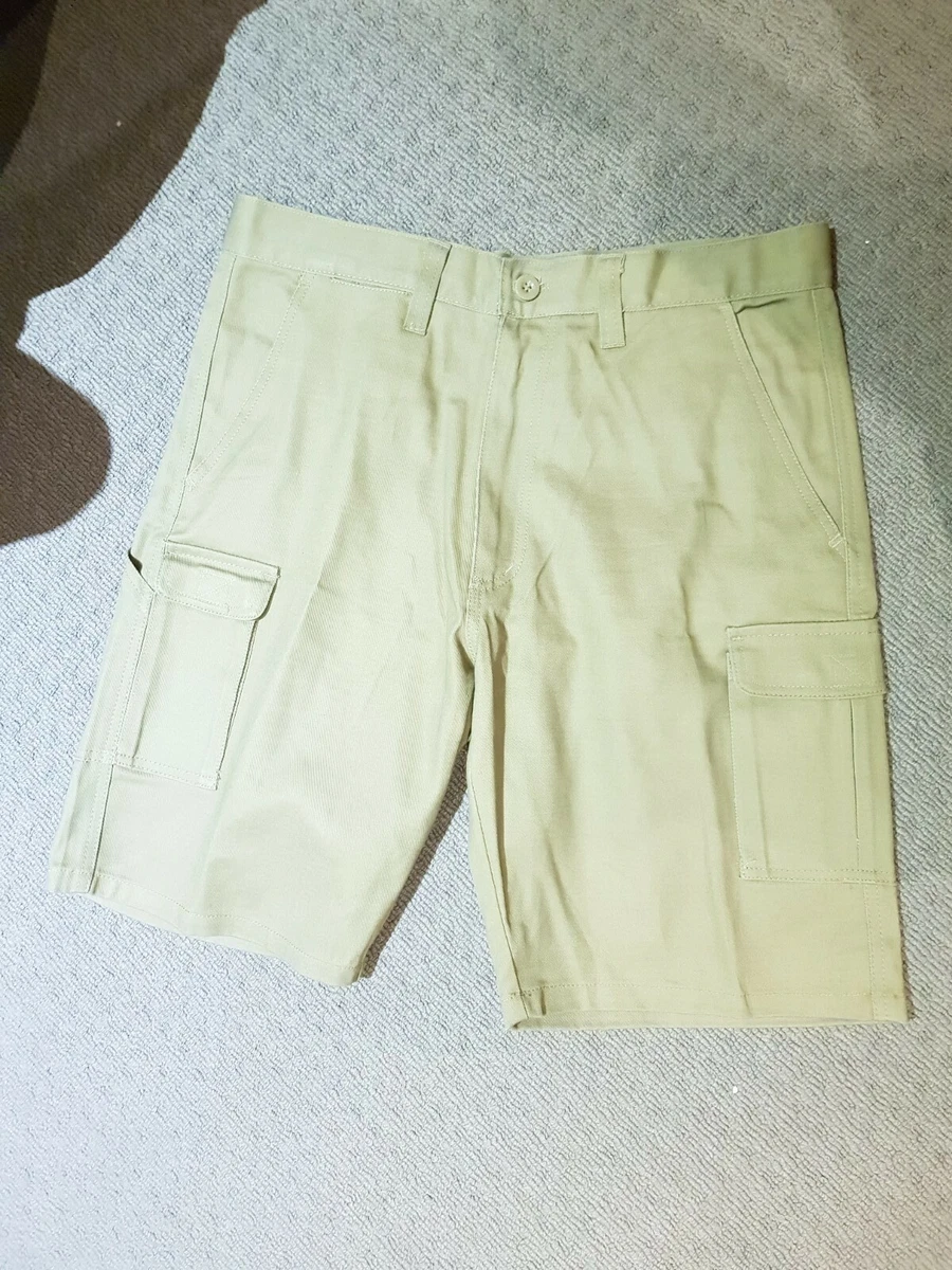 Workzone Cargo Shorts Size M 87 cms