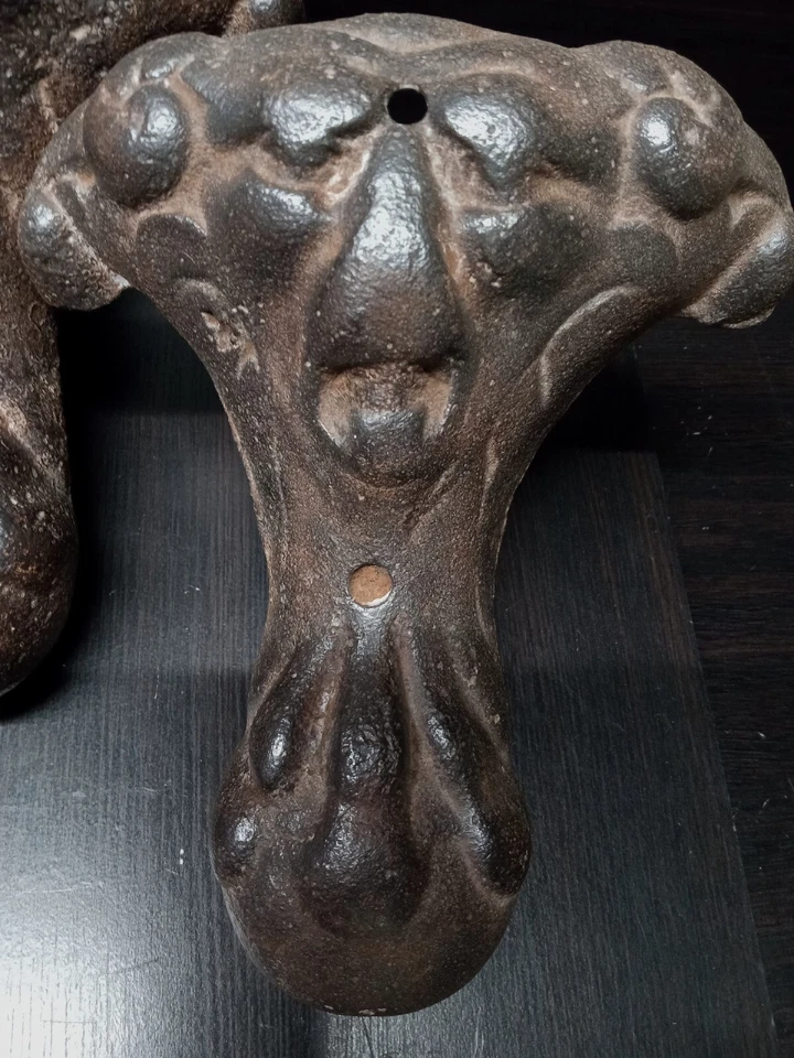 Juego de 4 patas antiguas vintage de hierro fundido con figura de cara de carnero patas con patas #2#3#4 Foto 2 de 4