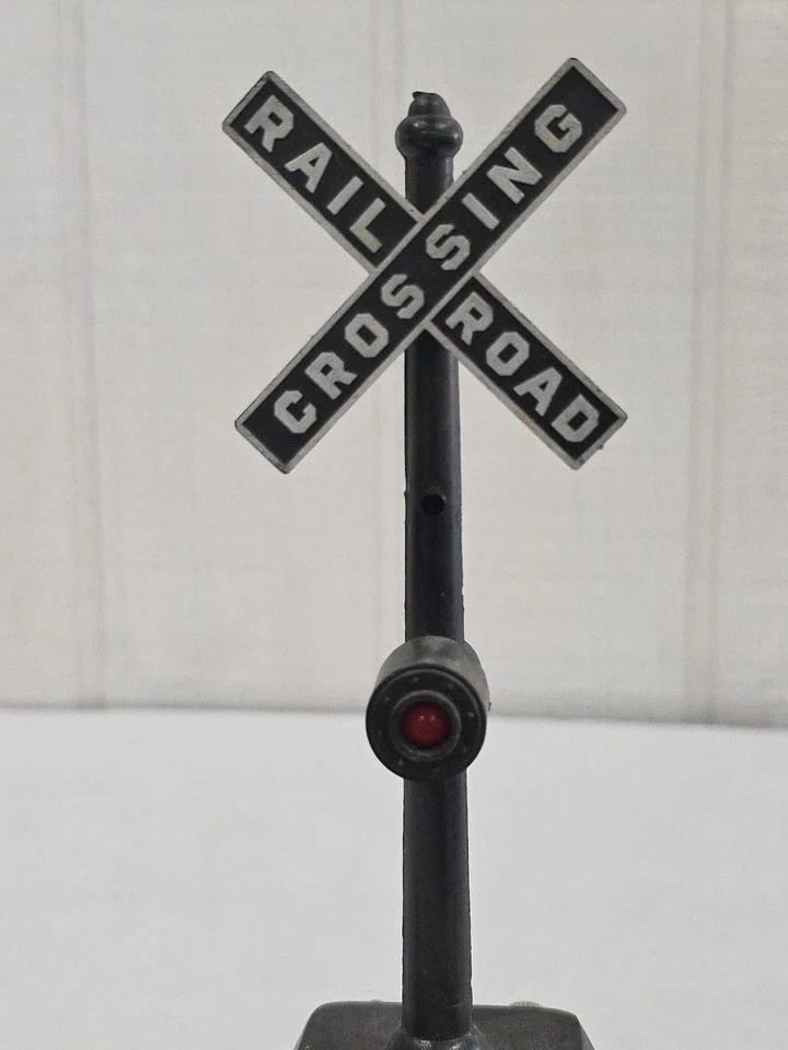 As Is Marx #417 O Gauge Bell Ringing Crossing Signal Read Desc. - Image 3 of 4