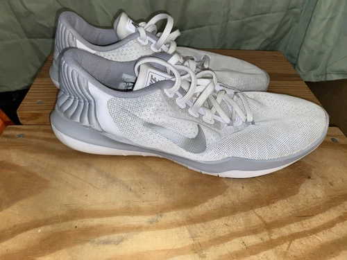 Baskets de course femme Nike Flex Supreme blanches pointure 9,5