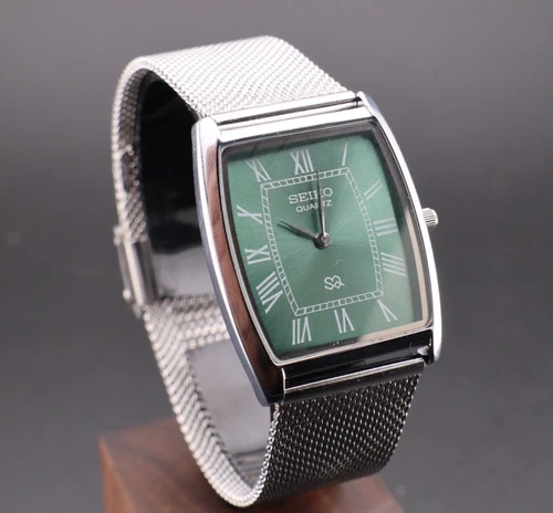 Vintage Seiko Slim Quartz Gentlemen's Wrist Watch - FREE SHIPPING