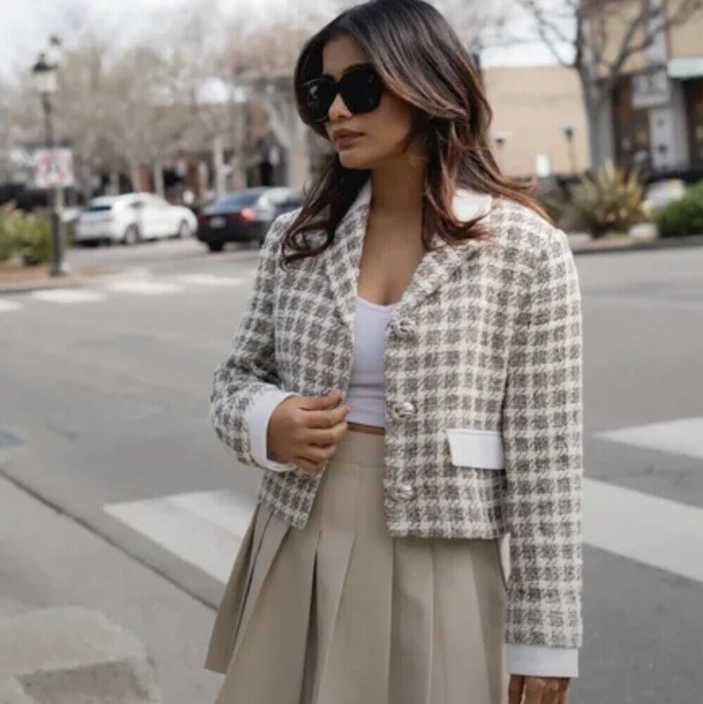 ZARA TEXTURED TWEED PLAID JACKET JEWEL BUTTON WHITE GRAY XS ZARA TEXTURED TWEED PLAID JACKET JEWEL BUTTON WHITE GRAY XS