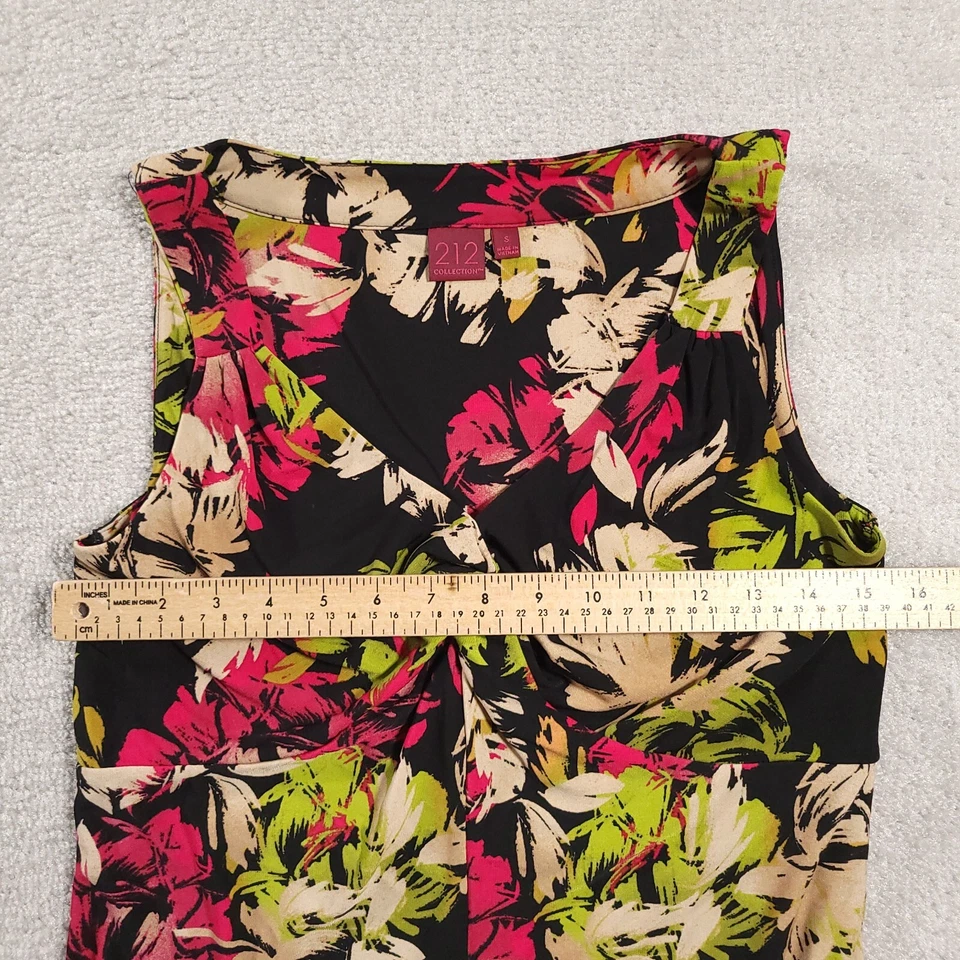 Blusa sin mangas floral elástica de la colección 212 para mujer camisa pequeña con cuello en V torcida Foto 3 de 4