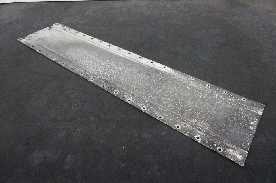 Center Undertray Skid Plate Shield 400825208 Lamborghini Gallardo Spyder 2008 - Image 3 of 4