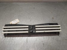 Calandre Peugeot 205