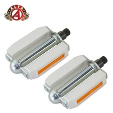 2x ALTA 9/16" PVC Block Bicycle Pedals White/Chrome Cruisers Bike For 3pc Crank.