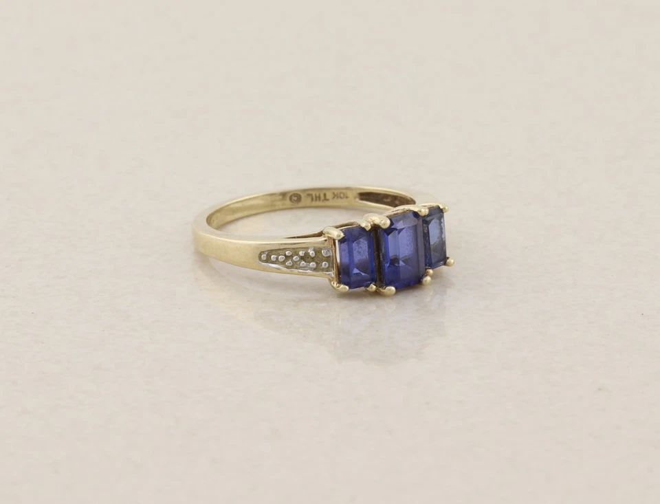 10k Yellow Gold Lab Created Blue Sapphire and Diamond Ring Size 6 3/4 - Image 3 of 4