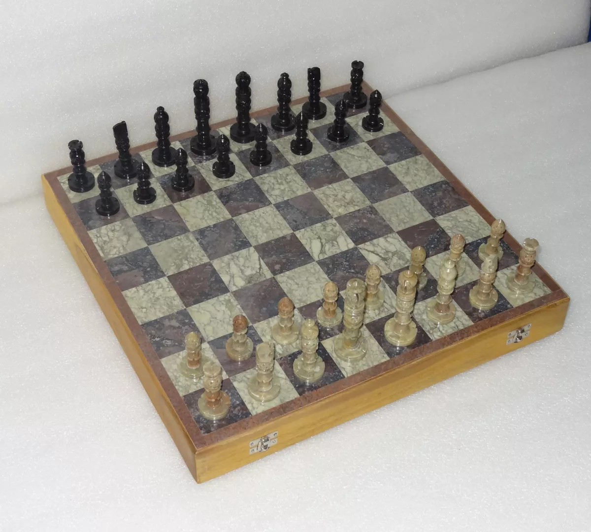 Handmade Wooden Chess Set Luxury Stone and Resin Chess 