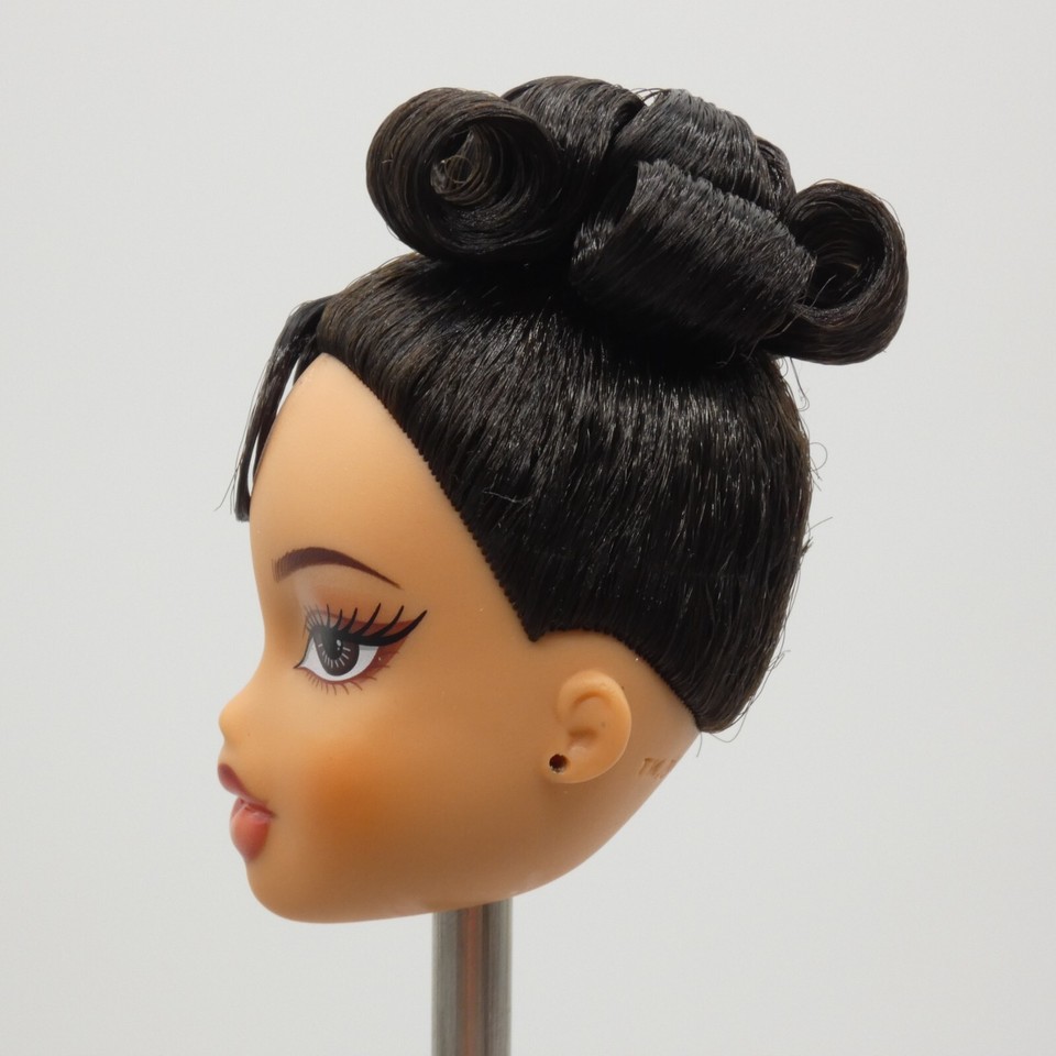 Bratz Doll Head Only Medium Light Tan Skin Kylie Jenner Night 2023