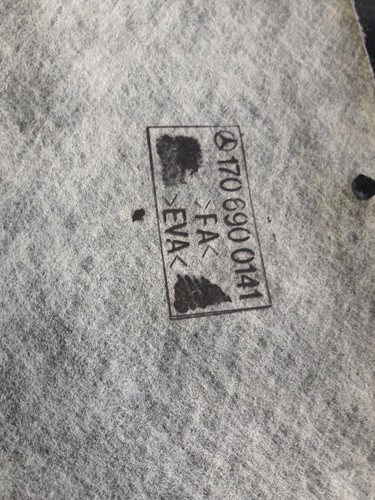 Mercedes SLK R170 Verkleidung Rückwand Teppich Fondraum A1706900141 - Bild 6 von 7