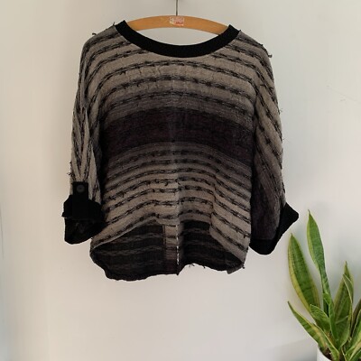 Naya Bluse Laganlook Gr. 1 grau schwarz Streifen Ärmel Pullover Top 10 12 Noppen