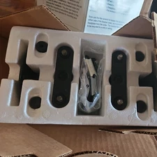 BOSE WC-5B Black Wall/Ceiling Mounting Kit For Speakers  middle bracket bag open