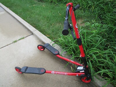 ワイフリッカーF3 Y FLIKER F3 3-Wheel Fun Red WIGGLE/Kick KIDS' Children's