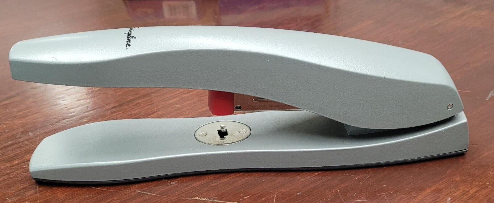 Swingline 7701 High Capacity Stapler with Extended Handle and 20,000 Staples Gray-image