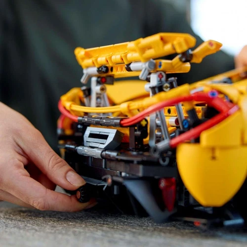 Lego 42172 Technic McLaren P1 Supercar 3893 pcs Sealed NEW IN BOX Block Building - Picture 14 of 20