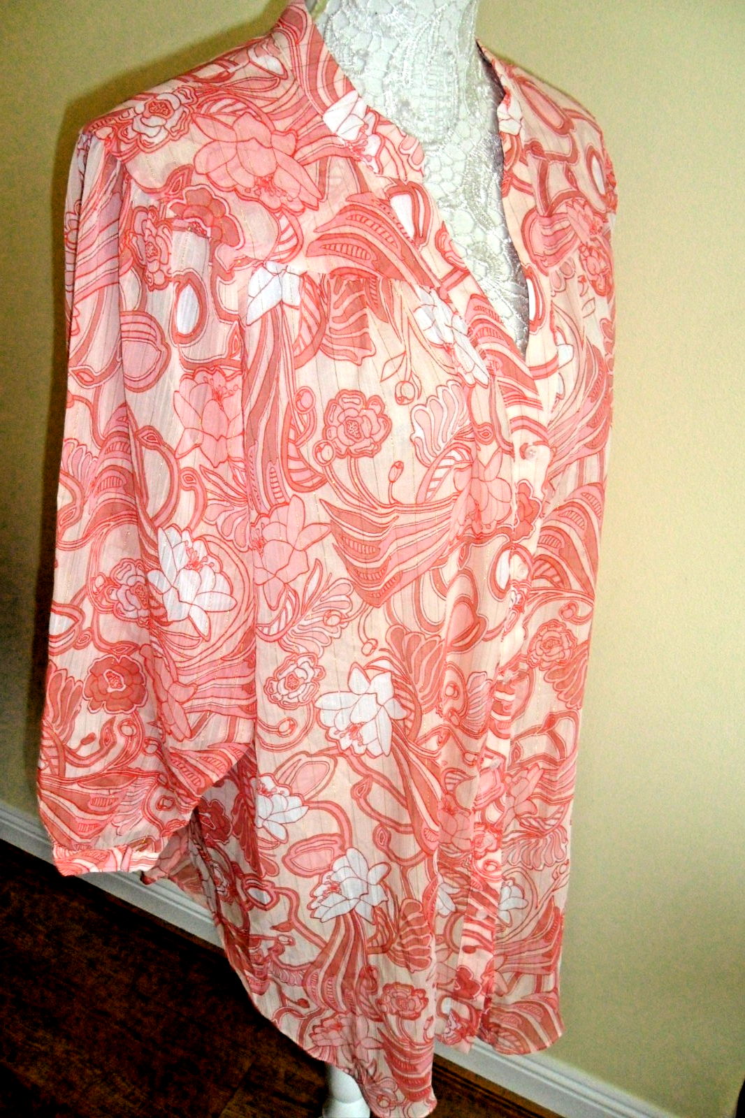 BRAND NEW DESIGNER TOP BY BADGLEY MISCHKA SIZE 18 COST 145.00