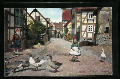 Postcard village street in the Schwalm, mother and child in Hessian costume 