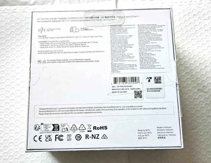 Samsung 3-in-1 Qi2 15W Magnetic Wireless Charger Charging Stand - Black - Image 2 of 4