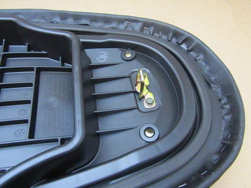 SYM Fiddle 125 E5 2023 23 miles seat saddle (12017) - Picture 6 of 10