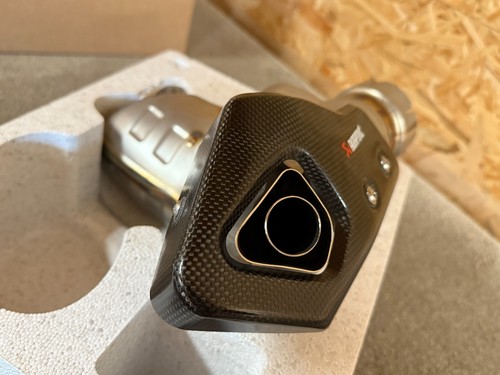 Akrapovic exhaust Auspuff Dämpfer 125 250 390 Duke Svartpilen Vitpilen 401 24-25 - Picture 8 of 24