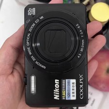 Nikon COOLPIX S7000 16.0MP Wi-Fi 20X Optical Zoom Vintage Digital Camera