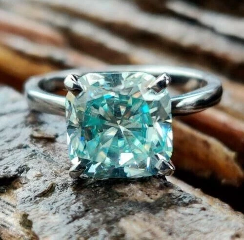 Solitario diamante azul sales
