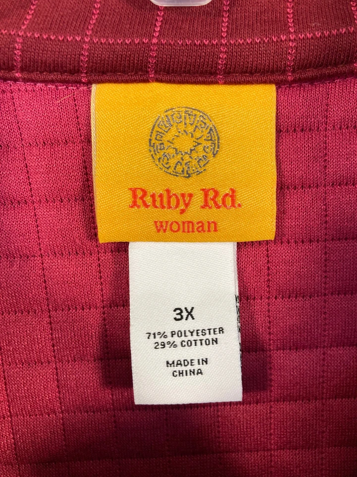 Ruby Rd. Colete Feminino Plus 3X Borgonha/Vermelho Snap Front Mock Neck Acolchoado Look NOVO - Imagem 3 de 4