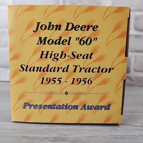 ERTL John Deere Model 60 Tractor 1955-1956 Two Cylinder Expo XI 2001 1:16 - Picture 6 of 10