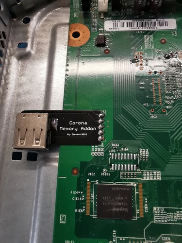 XBOX 360 Corona memory add on - Picture 2 of 3