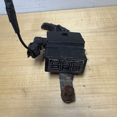 Mitsubishi MK845493 電源ユニット OEM Mitsubishi Mighty Max Under Hood Fuse Block Fusible Link Box