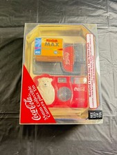 Coca-Cola 1999 35mm Camera Vintage Tin Collectible Polar Bear with Case