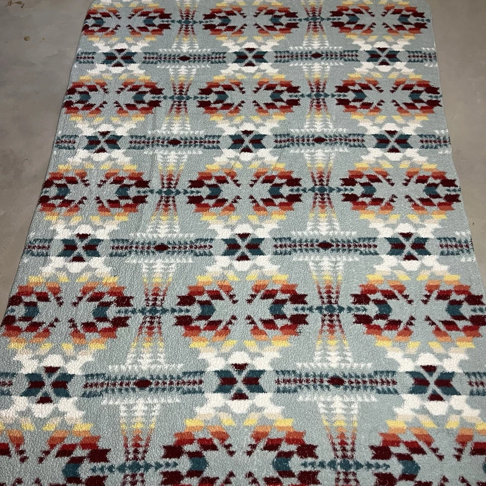 Pendleton Legend Lake Aqua Sherpa Fleece Blanket Twin XL 90”x67” Aztec Throw - Image 2 of 4