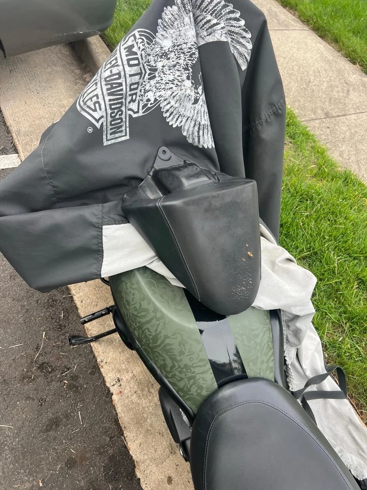 Harley Davidson V ROD VRSC VRSCR STREET ROD ASIENTO TRASERO PASAJERO. 23 Foto 2 de 4