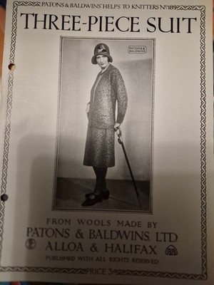 Hilft Stricker Nr. 189 : DREITEILIGER ANZUG ''BRENDA'' um 1930