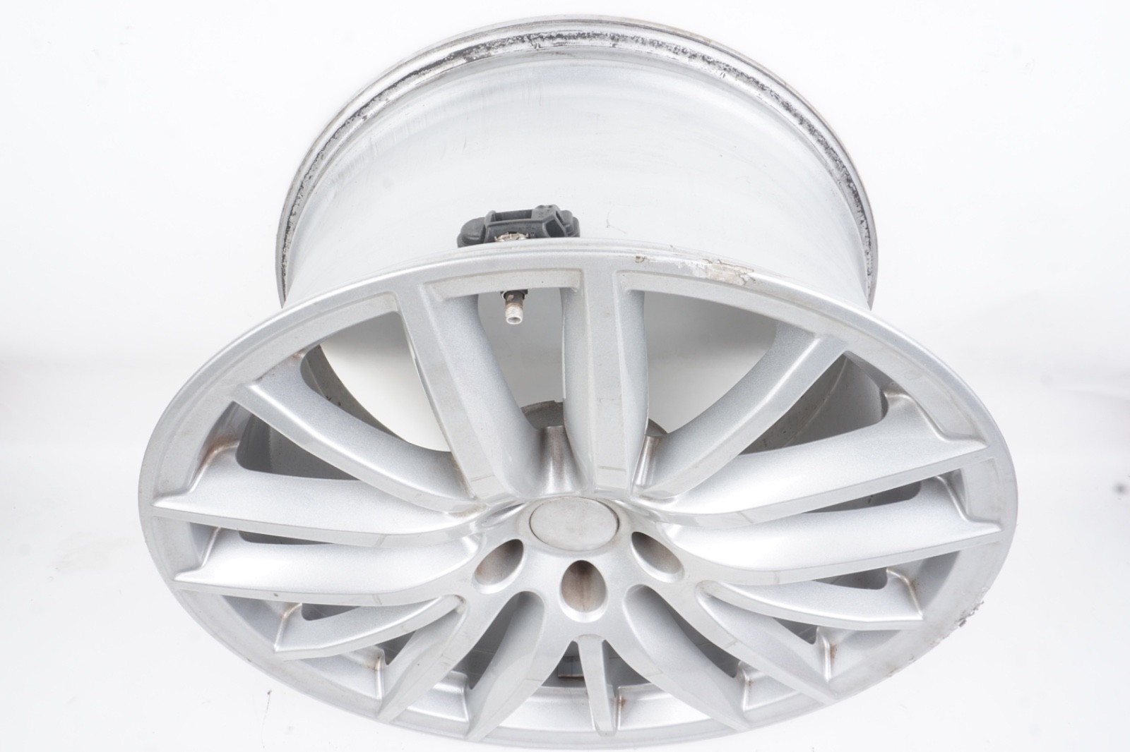 2014 - 2020 Maserati Ghibli Rear Wheel Rim 19" OEM