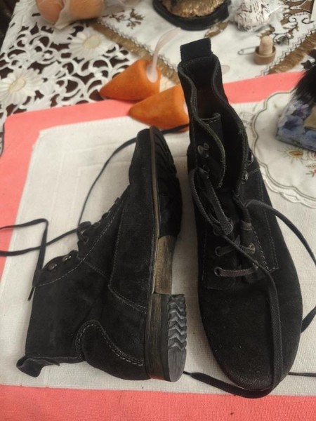 Women Think! Boots Black Suede 38.5