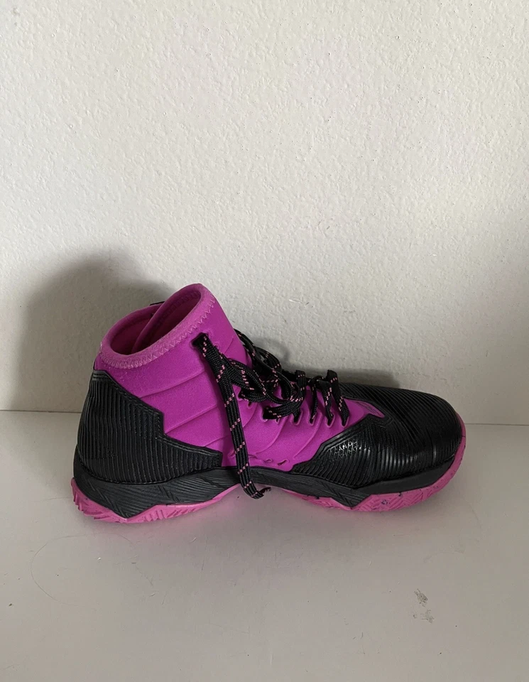Under Armour Curry One Zapatos Juveniles Talla 6Y Negro Rosa Stephen Curry Baloncesto Foto 4 de 4