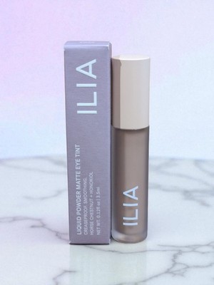 ILIA Liquid Powder Matte Eye Tint - FULL SIZE Lidschatten in Kork