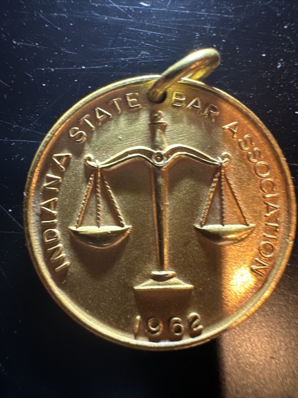 INDIANA STATE BAR ASSOCIATION PENDANT 1962