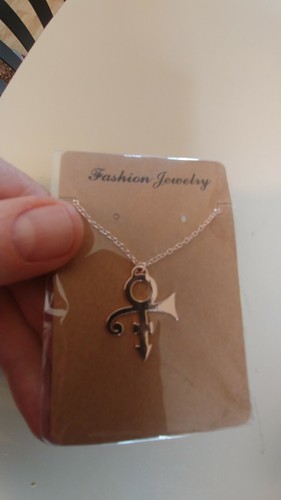 NEU MIT ETIKETT SWEET PRINCE SYMBOL HALSKETTE ROSÉGOLD 17"" Kette 1"" Anhänger 🙂 Künstler - Bild 8 von 11