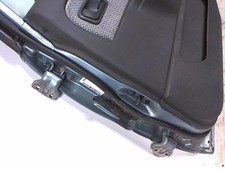 Porte arrière et accessoires Mitsubishi SPACE WAGON