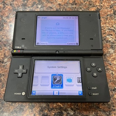 Nintendo DSi Black Handheld System no charger a-1