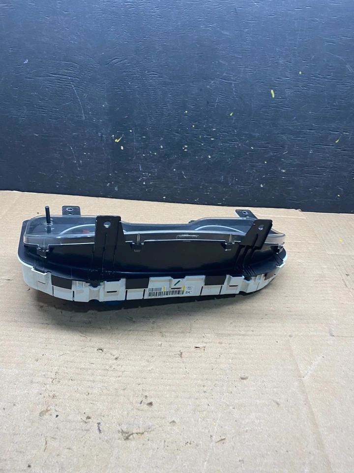 2005 2006 Ford Expedition Speedometer Instrument Gauge Cluster q2587 Oem DG - Image 4 of 4