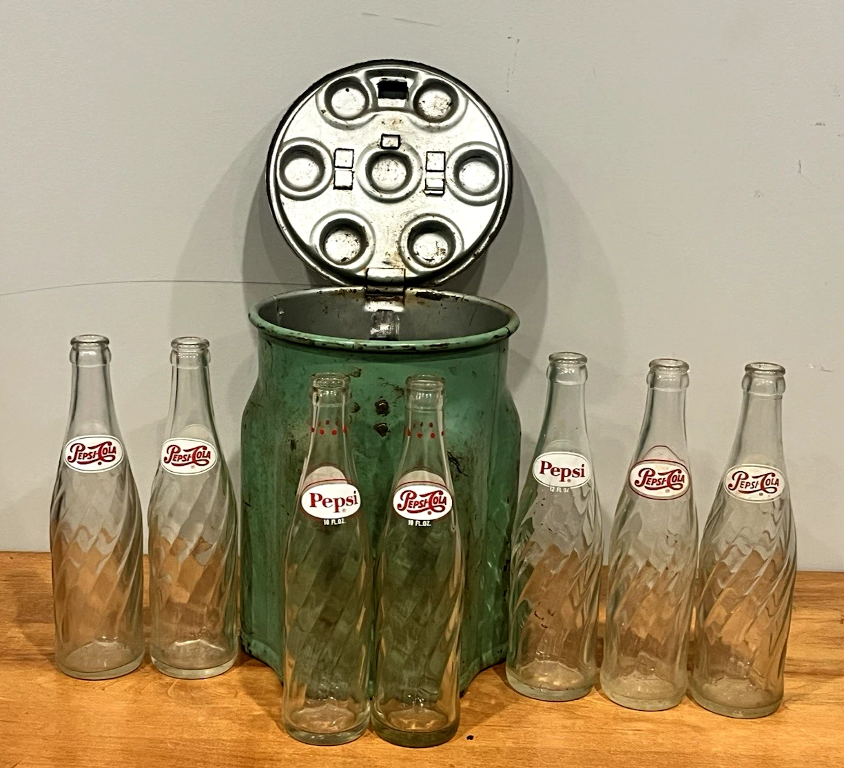 1930s POLAR PAK 7 BOTTLE ICE CHEST COOLER UNIVERSAL CONTAINER CO TOLEDO OH (EY