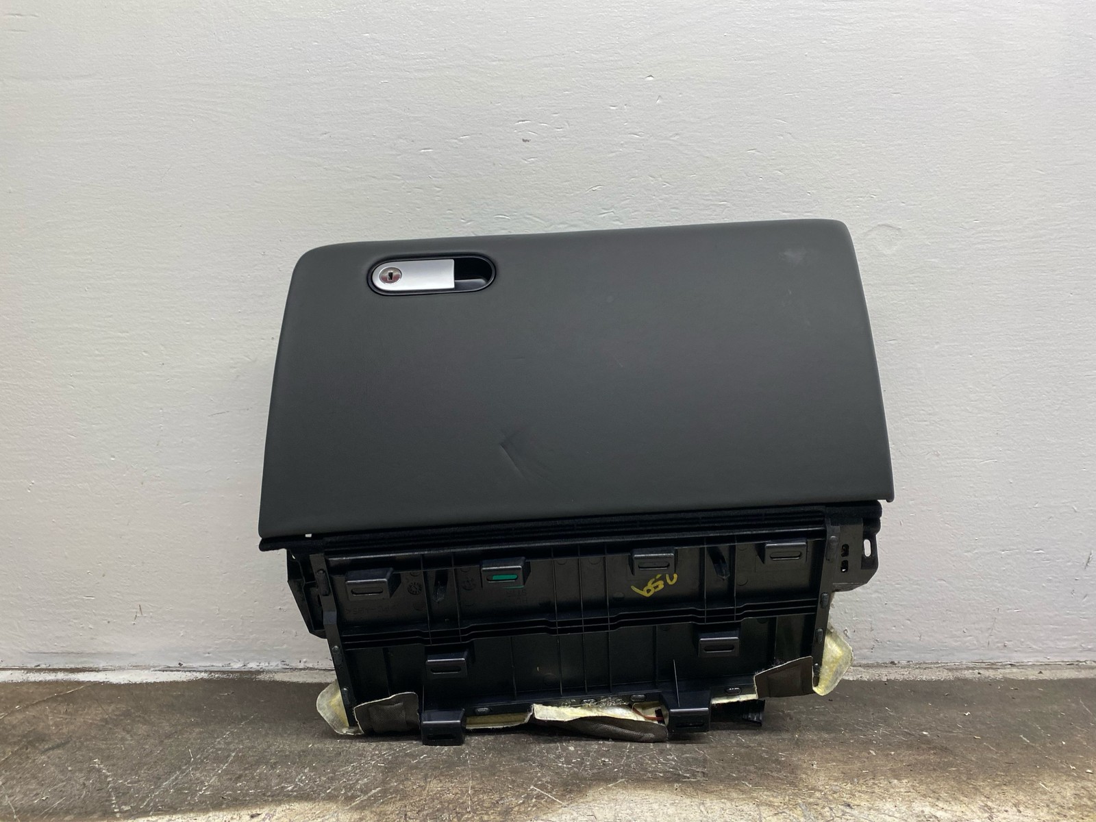 Bentley Flying Spur 2012-2019 FRONT+RIGHT Glove box