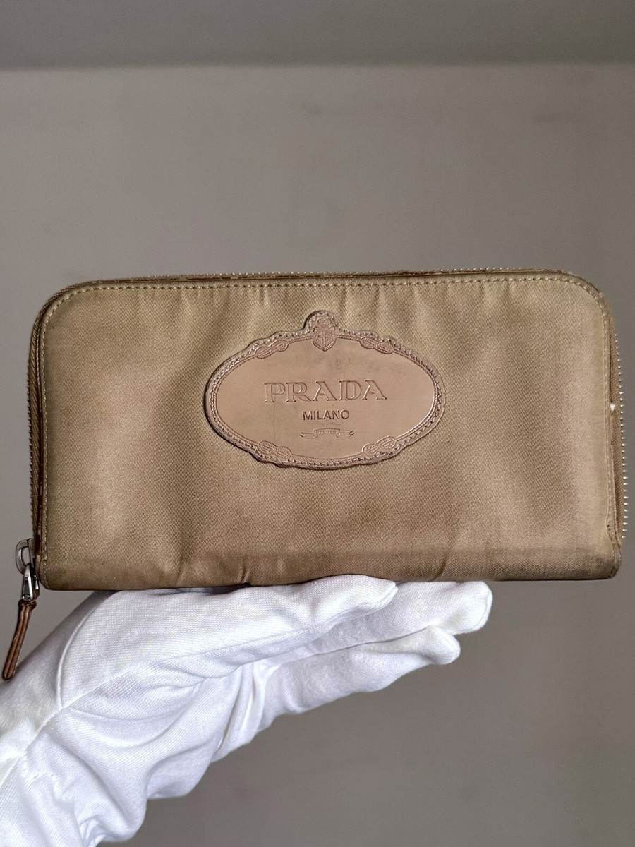 Prada Milano Vintage Dal 1913 Tan Long Zippy Wallet | eBay Prada Milano Vintage Dal 1913 Tan Long Zippy Wallet | eBay