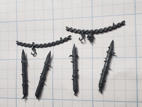 Warhammer 40k Chaos Knights Bits Ritter Abominant Rumpf Spikes mit Ketten Totenkopf #10 - Bild 6 von 7