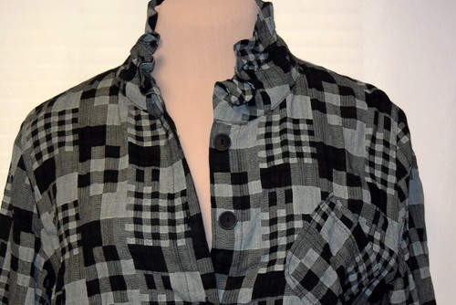 Terra SJ Gauzy Weave Cotton Rayon Gray Geo Check Button Up Top-Wired Collar-L/XL - Picture 3 of 10