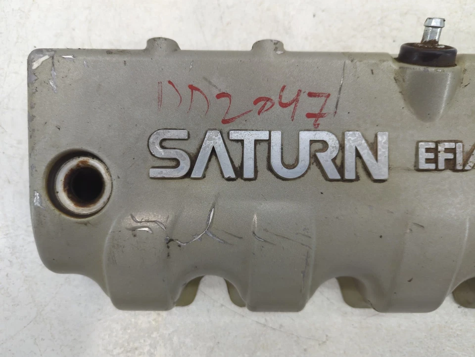 1998 年土星 Sw1 乘客右气缸盖阀盖 BYIBI — 第 2/4 张图片